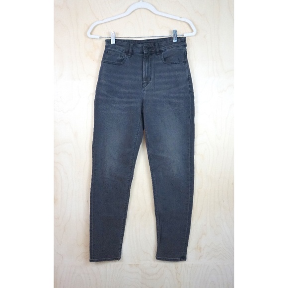 American Eagle "AE Stretch Mom Straight Jean" - Picture 1 of 5
